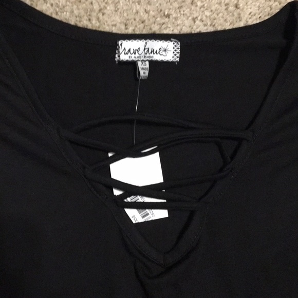 Black laced shirt - Picture 2 of 4